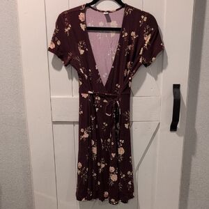 Old Navy Burgundy Floral Midi Wrap Dress Size Small